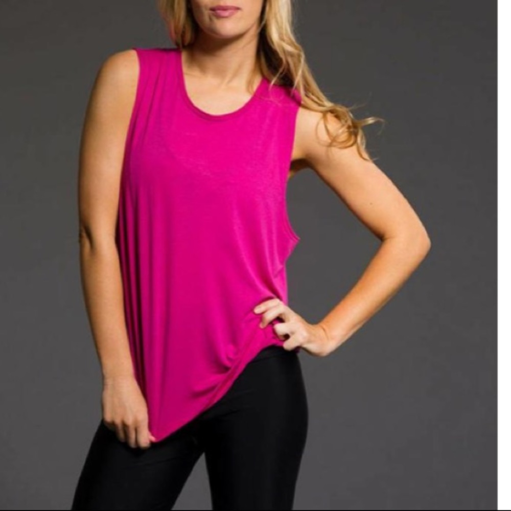 Onzie Twist Back Top